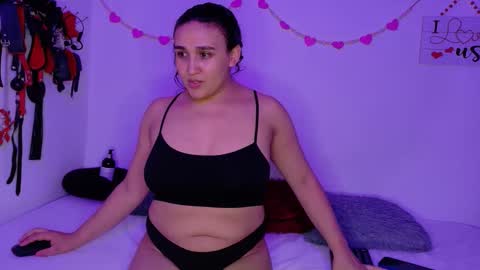 jazminepark online show from April 4, 1:15 am