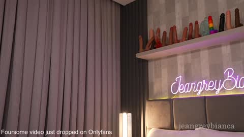 Bianca online show from February 25, 8:40 pm