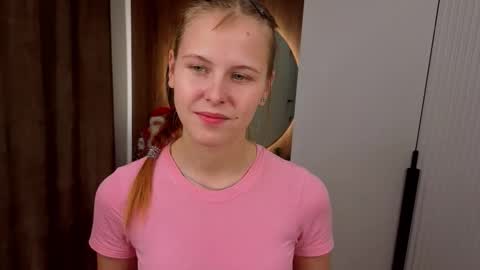 Bella online show from January 14, 3:39 pm