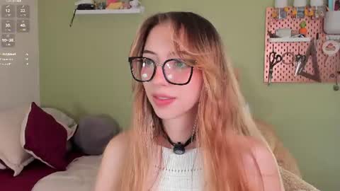 Jelly  online show from June 18, 3:08 am
