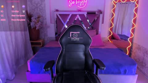 jenna_tay1 online show from April 10, 7:31 pm