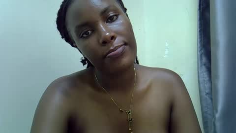 Jennahjeylah online show from January 17, 9:00 pm