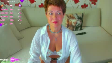 Jenn online show from May 24, 2:05 pm