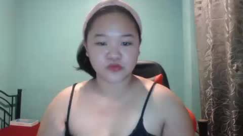 jennalyn_19 online show from March 9, 5:06 pm