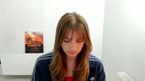 Karla online show from April 5, 1:21 pm