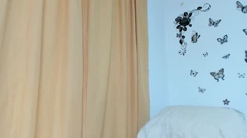 jenniferloveyou online show from October 13, 4:42 pm