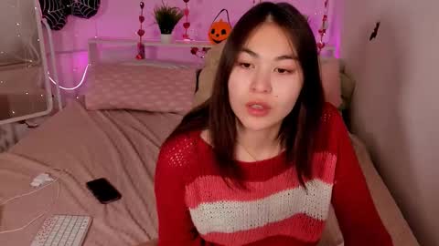 Jenni online show from October 26, 1:39 pm