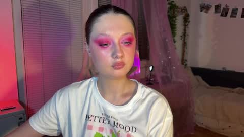 Jennifer Jenny Darling   online show from May 29, 7:23 pm
