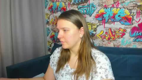 Jenny online show from April 10, 9:26 am