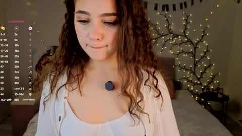 Jenny online show from April 8, 8:33 pm