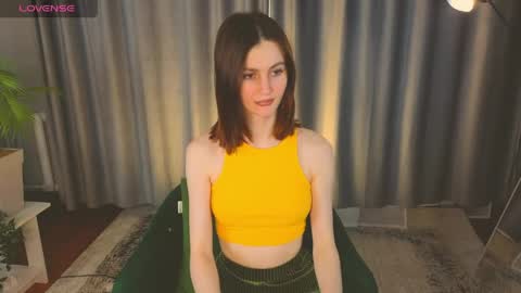 jennyfer_me online show from March 27, 12:28 pm