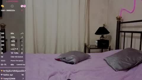 Jenny online show from June 9, 8:19 pm