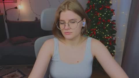  JessieVibes online show from December 17, 12:09 pm