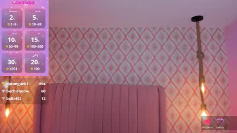  J E S S I  online show from February 3, 6:40 am