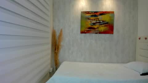 Jess online show from March 8, 7:40 pm