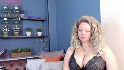 Jessica online show from April 16, 11:43 am