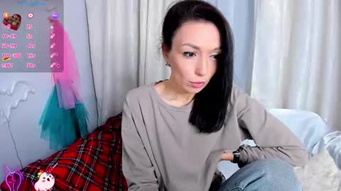 Jessica online show from November 3, 1:42 am