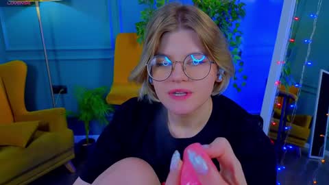 jessicaoconnor online show from December 28, 1:06 pm