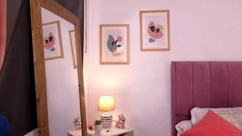 Jess online show from September 9, 4:07 pm