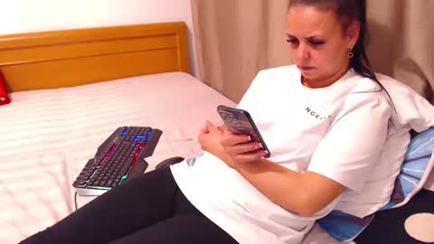 jessiestar3 online show from March 14, 3:07 am