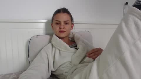 jessieryan online show from October 5, 5:34 am