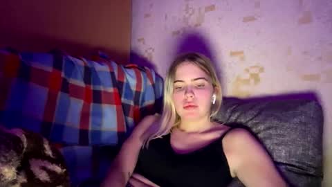 jessika_evans online show from December 4, 7:14 pm