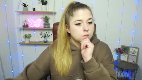 Jess online show from January 22, 7:03 am