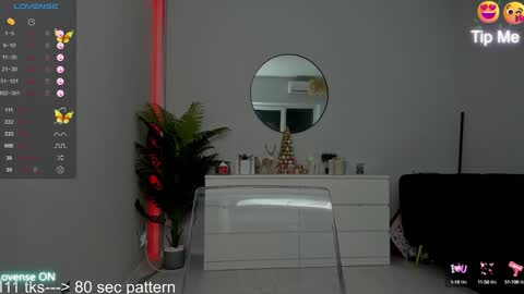 Snapshot of jessy_cruz chatting on January 2, 5:03 am Jessy online show from January 2, 5:03 am