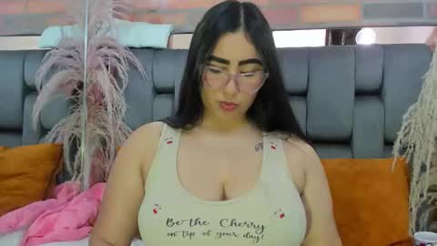 JESSY CORTES online show from April 15, 5:41 am