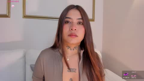 Jessy Morgan online show from January 14, 4:06 am