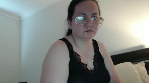 Snapshot of jessyqueen55 chatting on October 23, 6:41 am OnlyJessy online show from October 23, 6:41 am