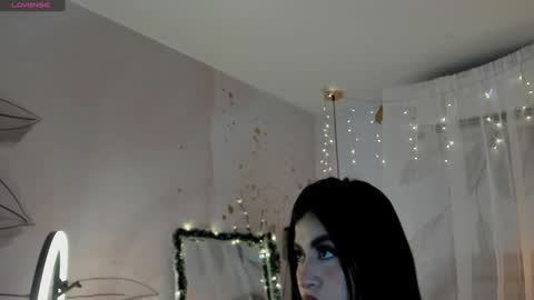 Snapshot of jesysoz_23 chatting on December 4, 3:15 am Jessica online show from December 4, 3:15 am