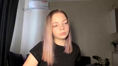 Steff online show from November 2, 7:23 am