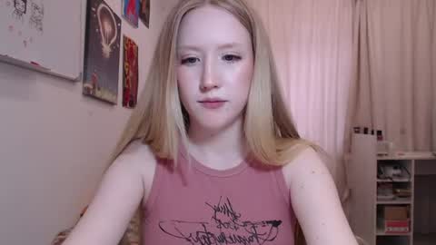 joan_kiss online show from June 26, 12:06 pm