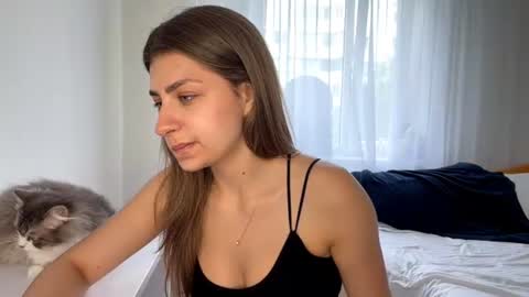 Bella online show from July 22, 12:39 pm
