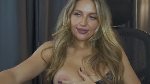 Joanne online show from November 15, 7:31 am