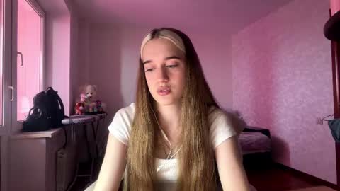 Alice online show from June 29, 10:15 am