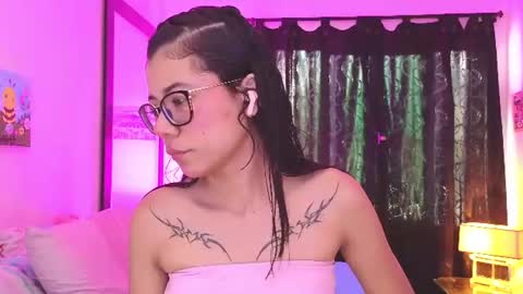 . Johanna Bennet Model Indepenent . online show from July 20, 9:04 pm