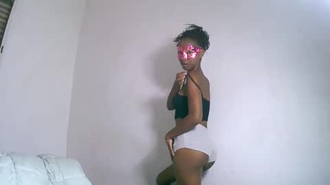 jojoolie online show from December 17, 11:25 am