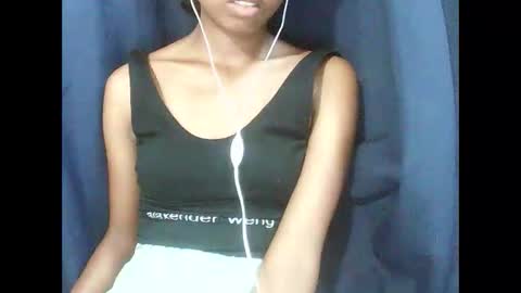 joliekah27 online show from February 25, 7:34 pm