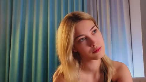 Viola online show from November 30, 11:25 am