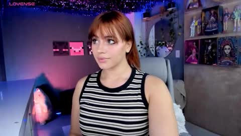 Sofia Garcia online show from November 7, 6:57 pm