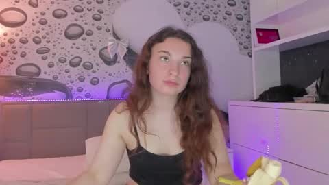 Josephine online show from April 2, 2:14 pm