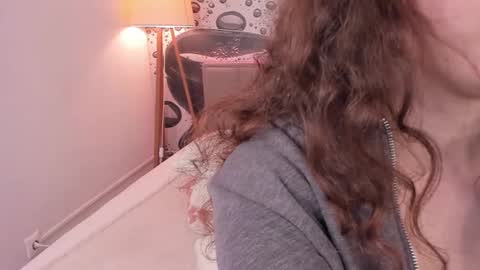 Josephine online show from April 19, 12:16 pm