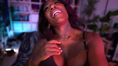 josyblack online show from October 20, 6:55 pm