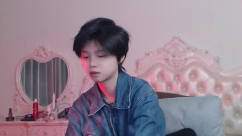 joycekay online show from January 9, 8:13 pm