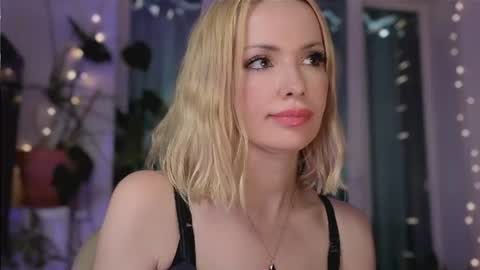 Goddess Julia online show from July 17, 6:22 pm