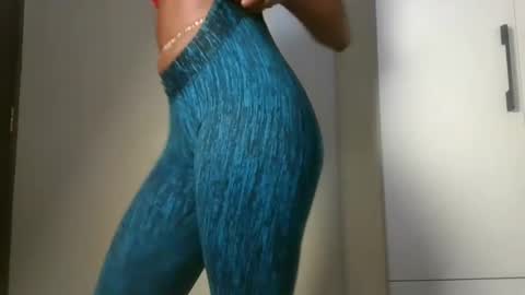 Juicey lovely online show from March 18, 4:06 am