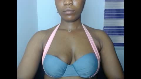 Snapshot of juicycuntx chatting on October 20, 10:18 am juicycuntx online show from October 20, 10:18 am