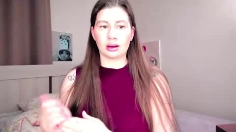 Elena online show from February 12, 9:05 pm